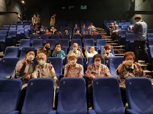 24/8 오랜만의 영화관 나들이! 금천구 지역사회보장협의체와 함께한 문화관람